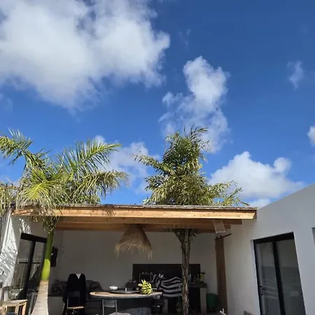 Oasis Charming Oasis With Pool And Garden In Villa Lajares