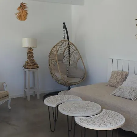 Oasis Charming Oasis With Pool And Garden In Villa *
